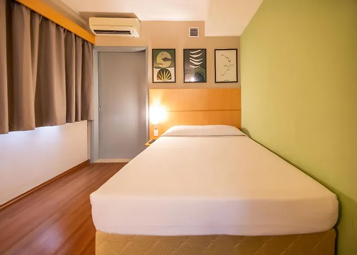 HUS HOTEL Dourados